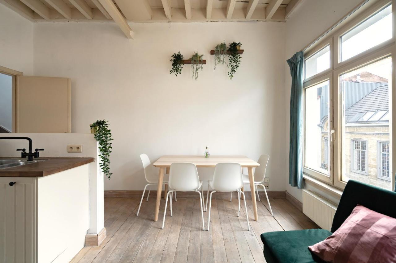 Tempel Triplex & Duplex At Historic Heart Of Antwerp Apartment Exterior photo